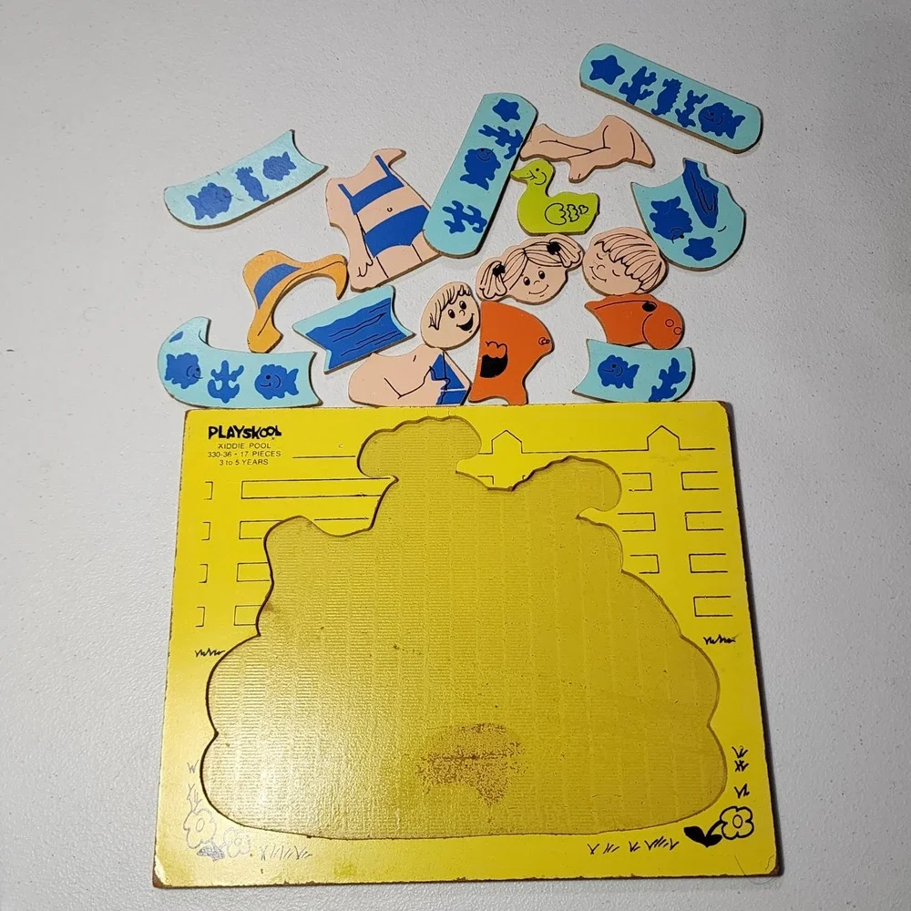 Vintage Playskool Kiddie Pool Wood Inlay Puzzle 330-36 17 Pieces Kids Toy